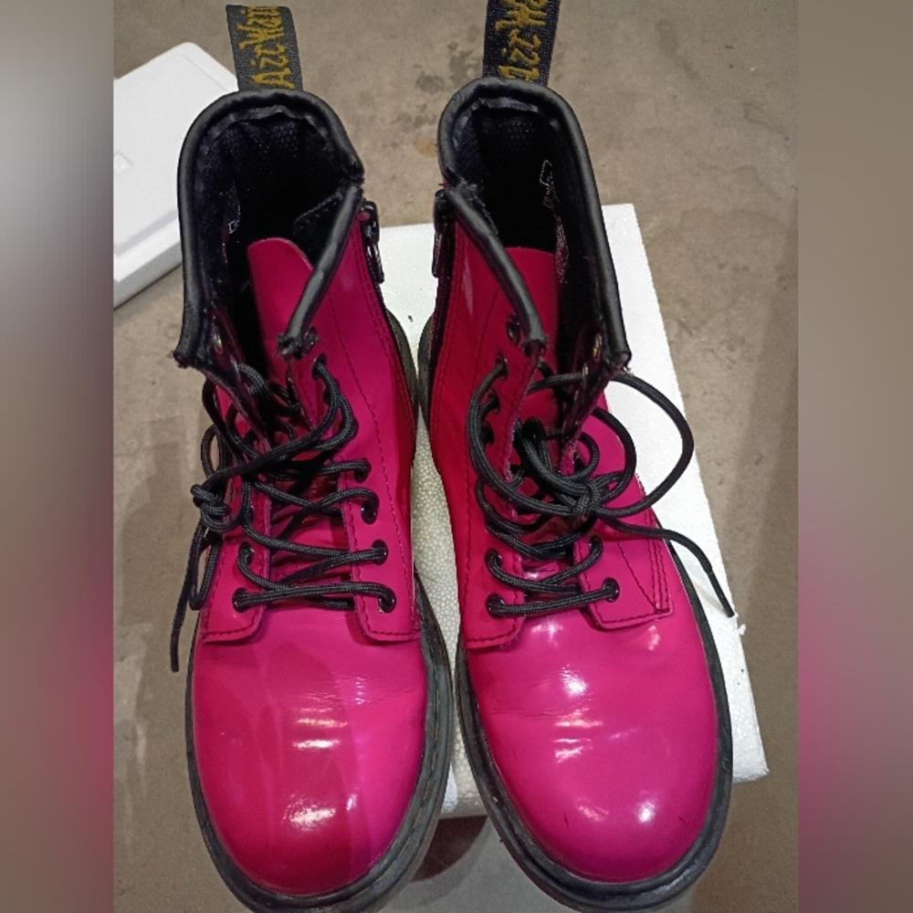 KIDS Doc Martens Hot Pink Boots SZ 2